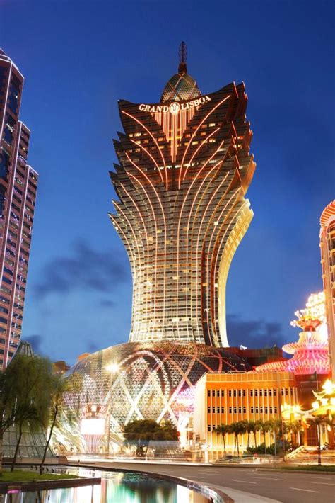 macau casino spa hotels Make the most of your Macau holiday by staying at one of these luxury casino hotels, which offer alluring on-site facilities, such as pampering day spas,